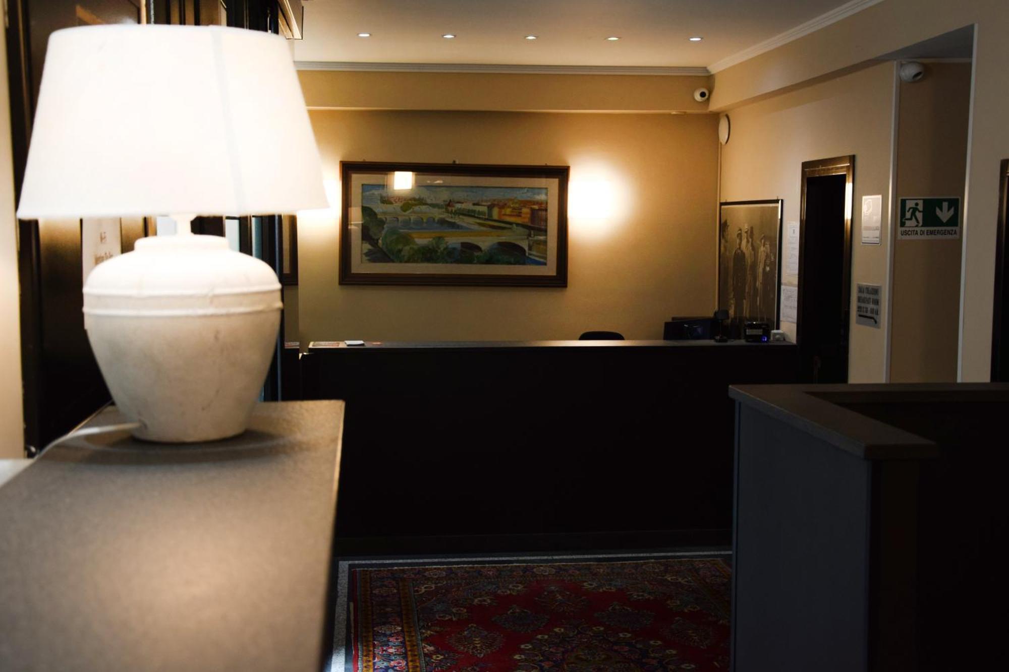 Hotel Valentino Du Parc 3*