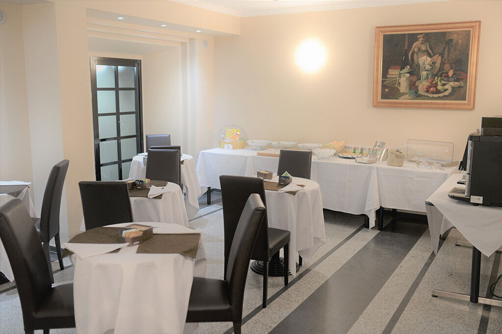 Hotel Valentino Du Parc 3*